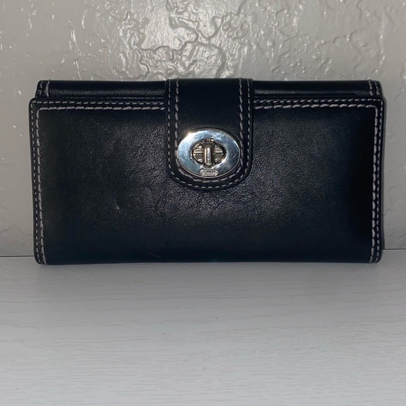 Coach Handbags - EUC COACH TURN-LOCK BLACK SMOOTH LEATHER WALLET